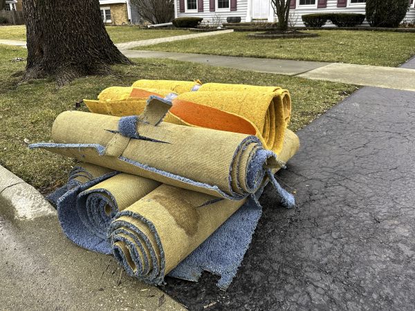 Carpet Haul Away Service in Rockville