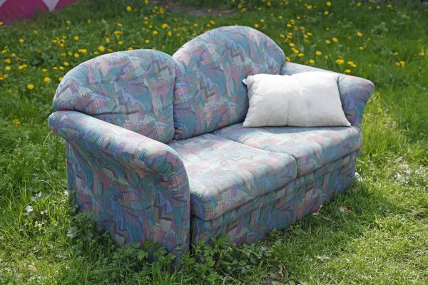 Couch Disposal in Rockville